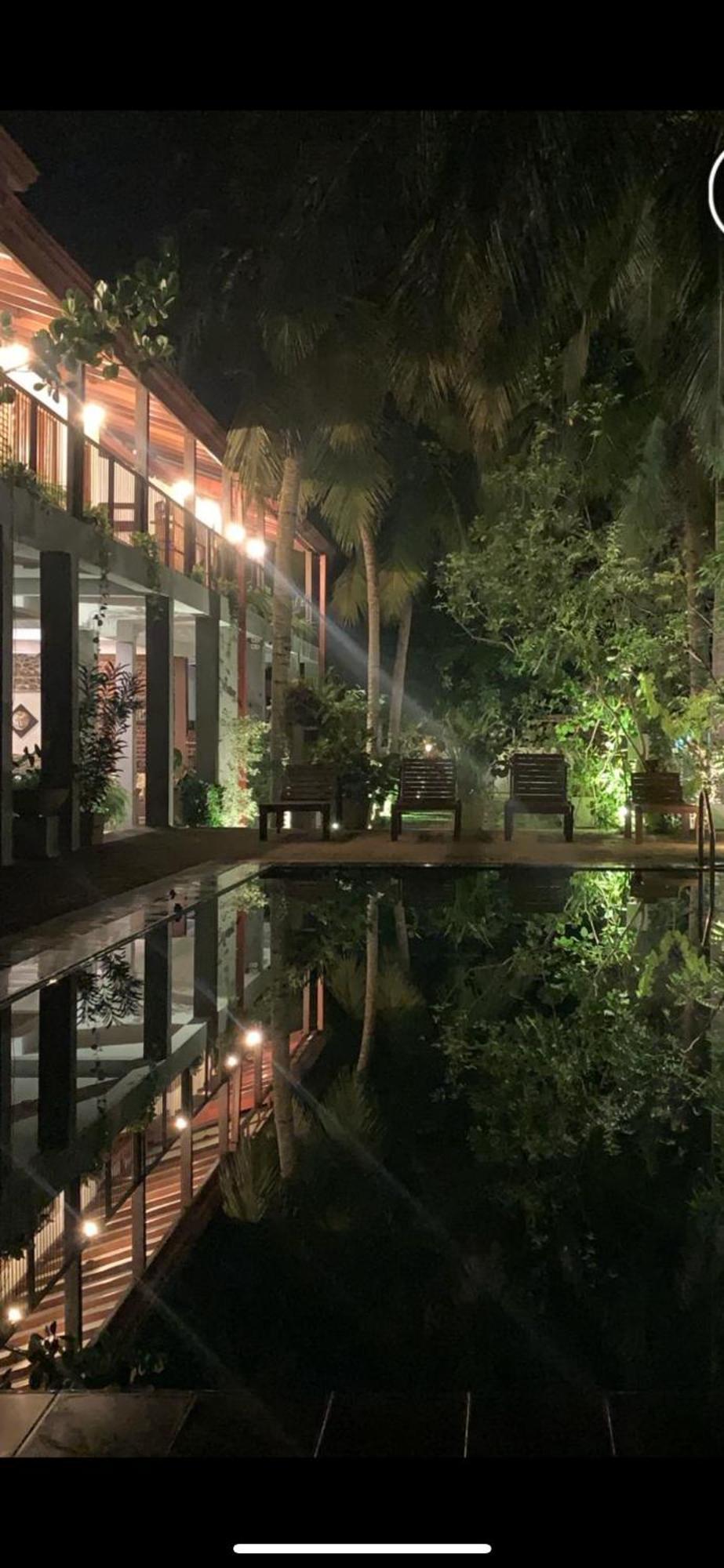 Hotel Heladiv Anuradhapura Exterior photo