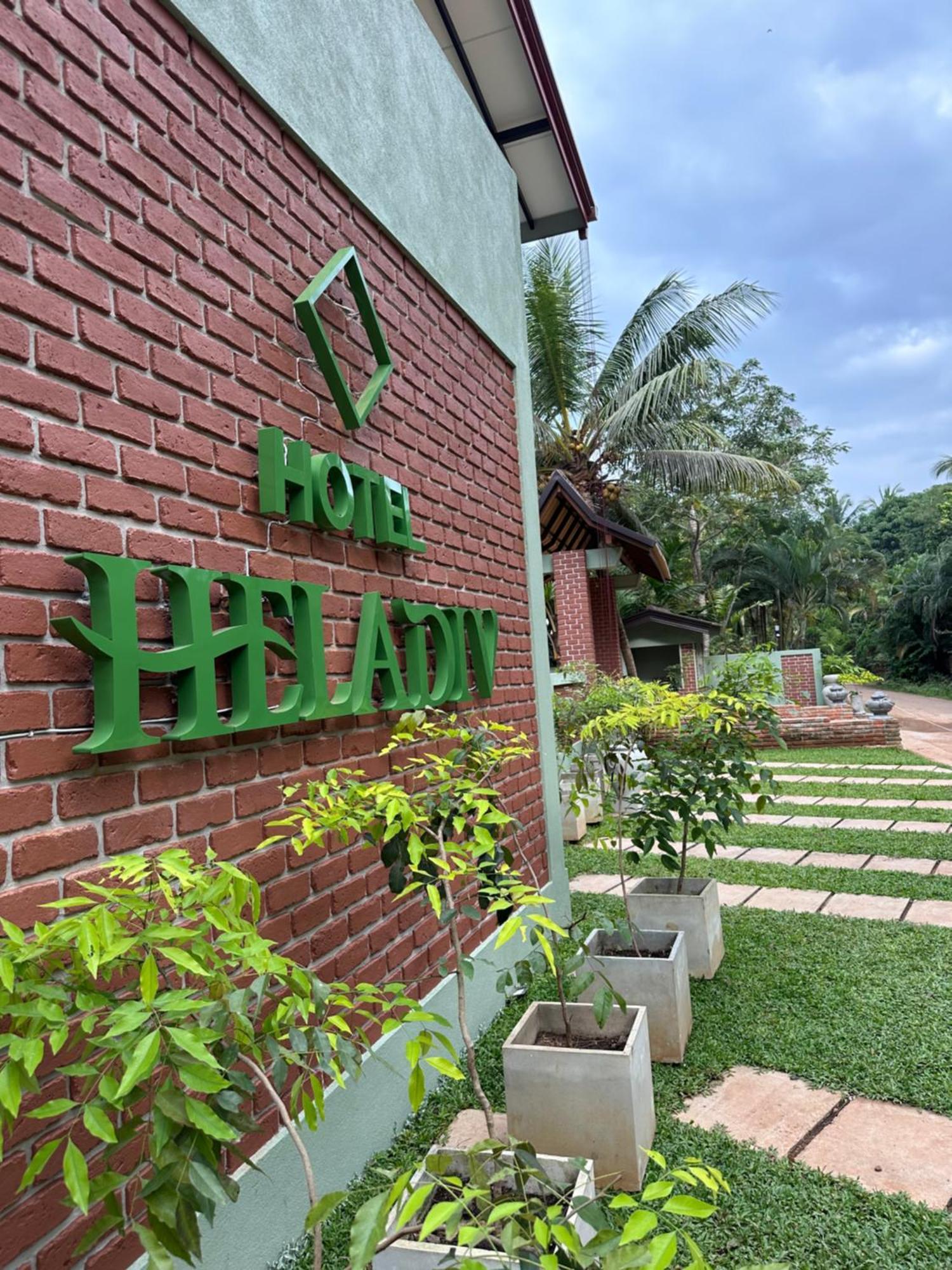Hotel Heladiv Anuradhapura Exterior photo