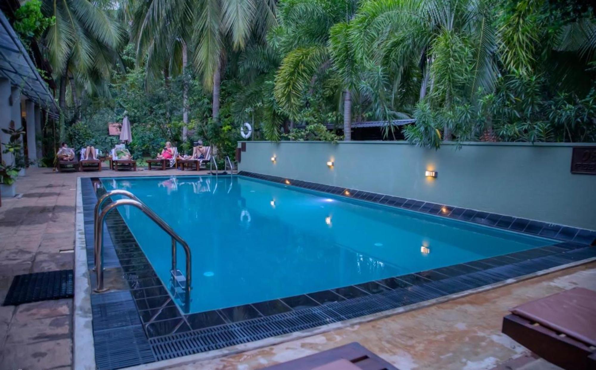 Hotel Heladiv Anuradhapura Exterior photo