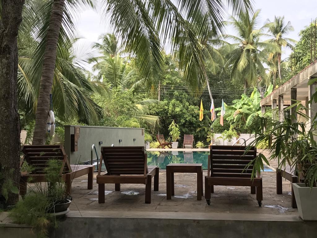 Hotel Heladiv Anuradhapura Exterior photo